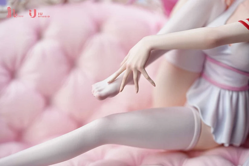 IN Studio iu studio One Piece Perona