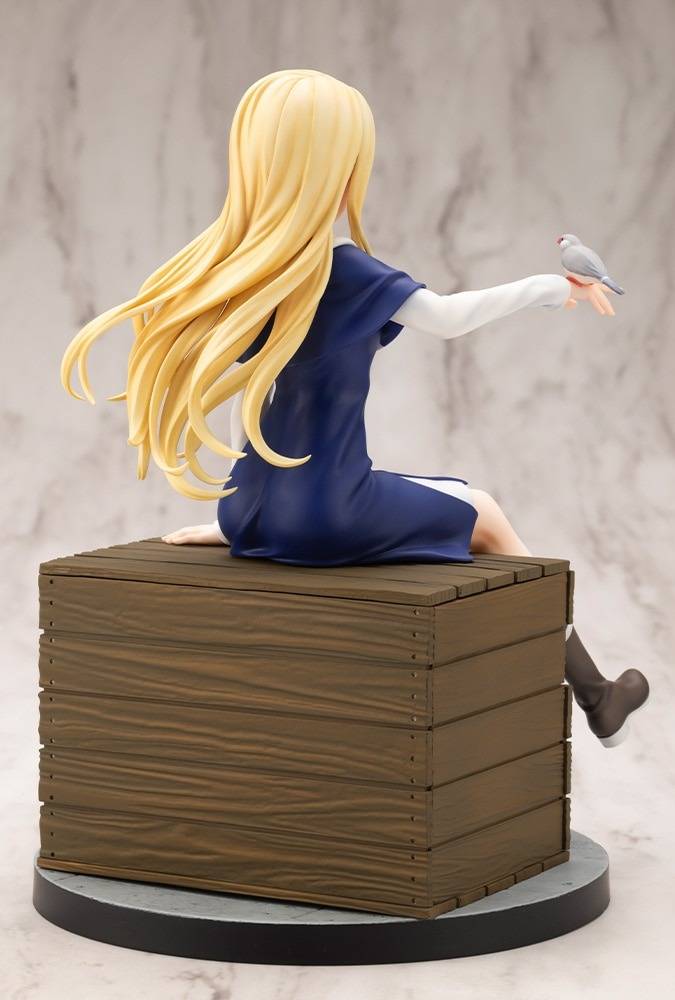 Kotobukiya Sasaki and Peeps Elsa