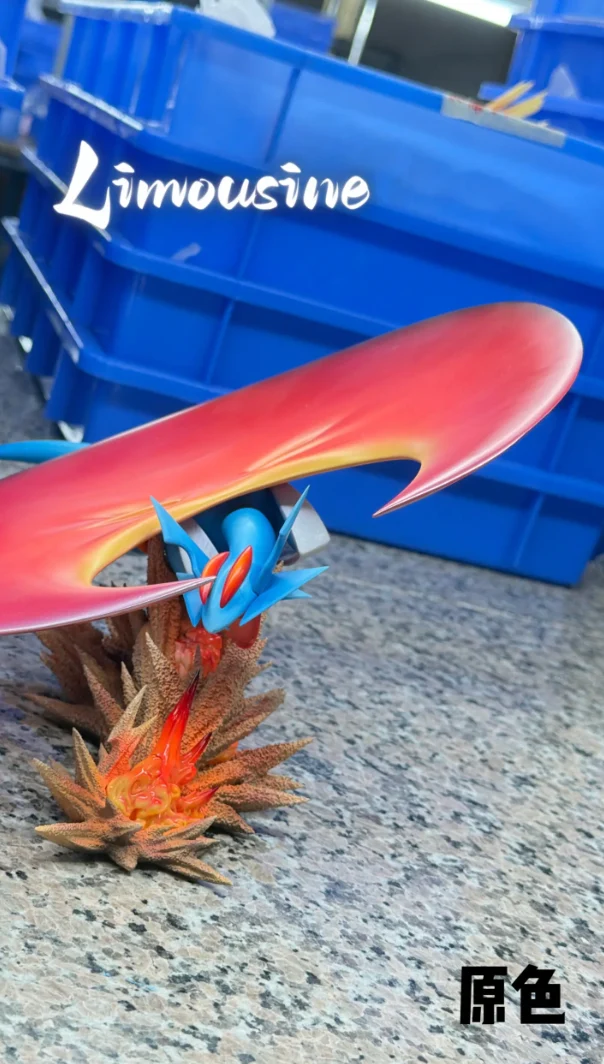 Limousine Studio Pokémon Mega Salamence