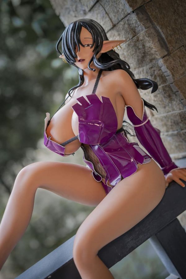Ling Yun Studio Kuroinu Olga Discordia – 1/3 Scale R18 Collectible Figure - Image 8