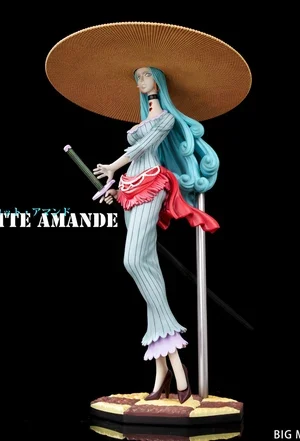 Master Studio One Piece Charlotte Amande