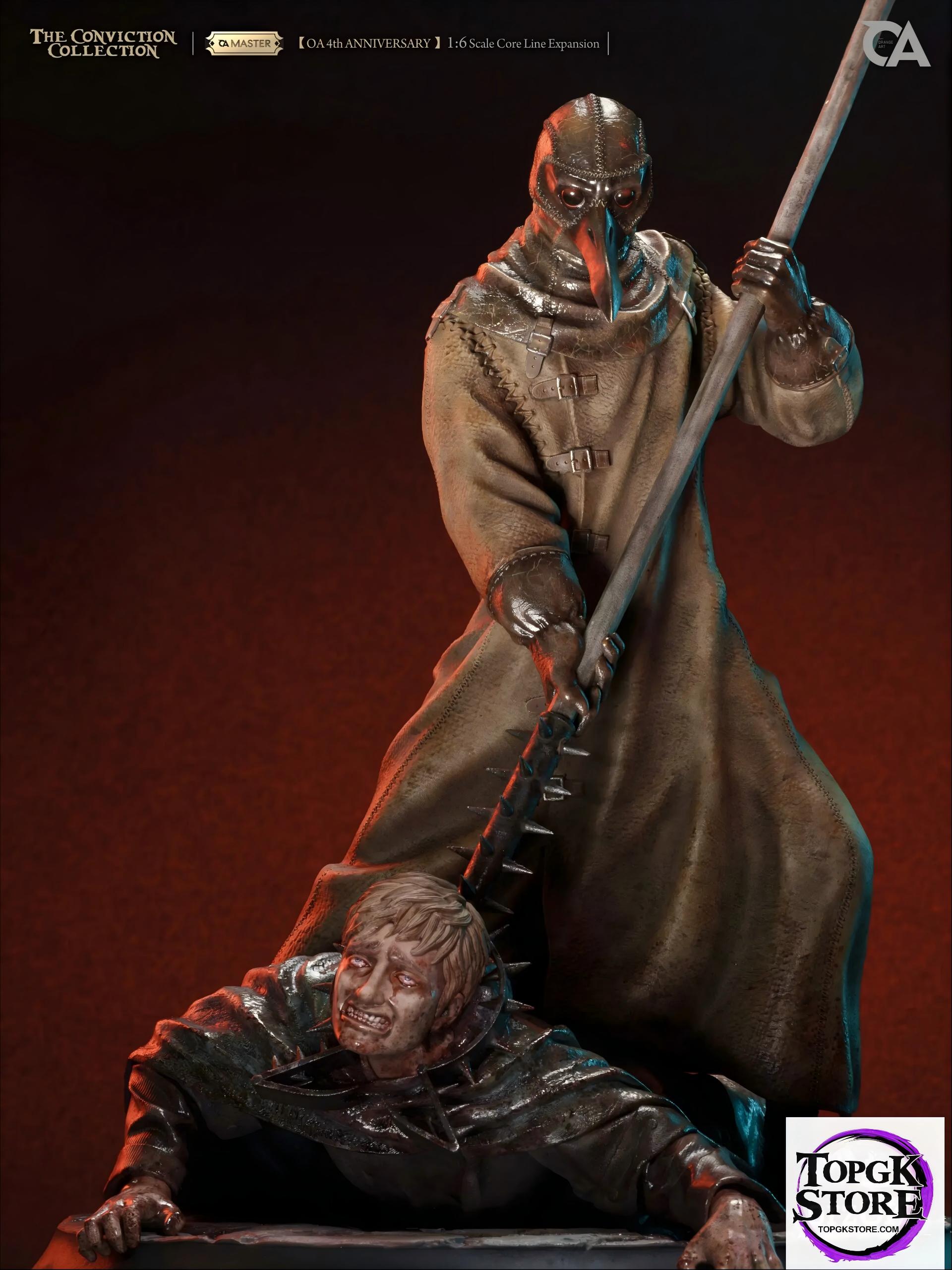Detail of the The Crow collectible