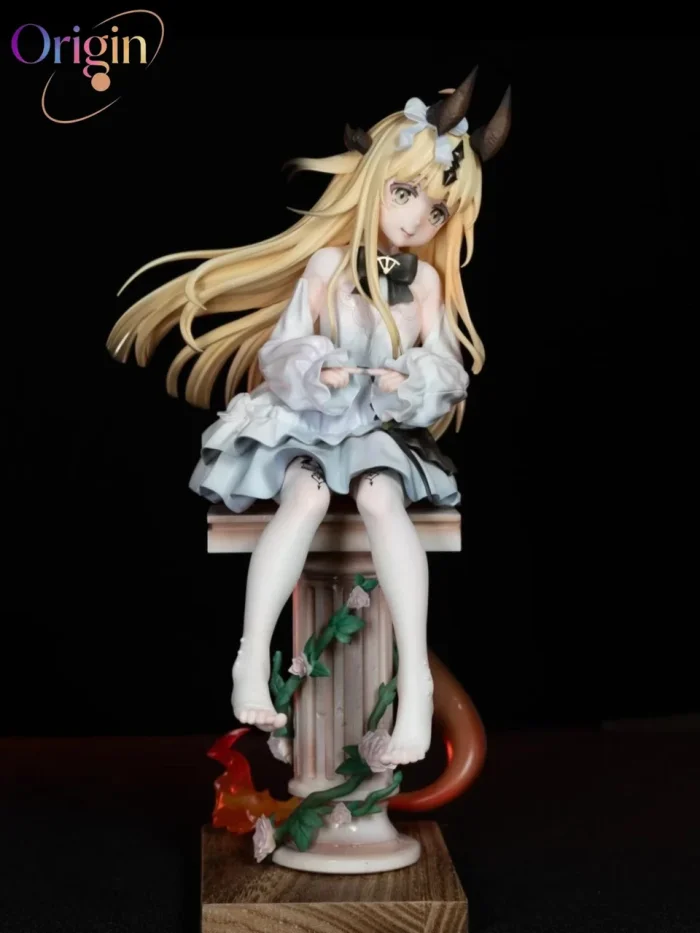 Alternate angle of the Arknights statues