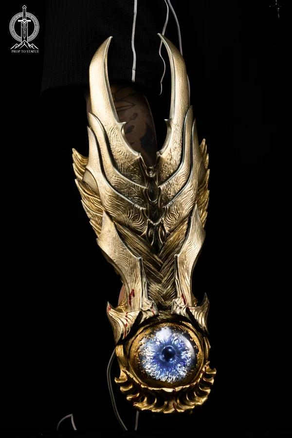 Prop To Statue – Oni Gauntlet Onimusha