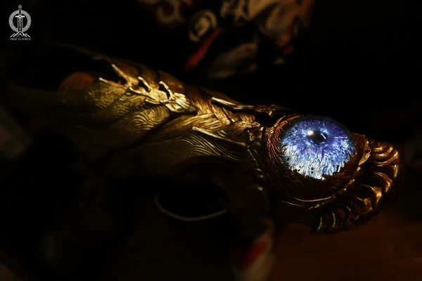 Prop To Statue – Oni Gauntlet Onimusha