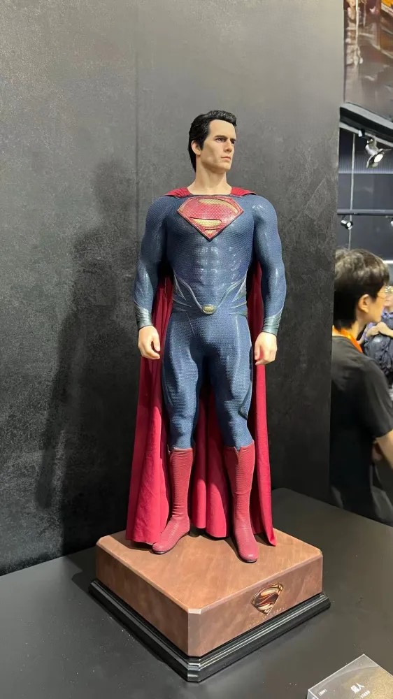 Queen Studio DC Superman 1/3 Resin Statue (Licensed)