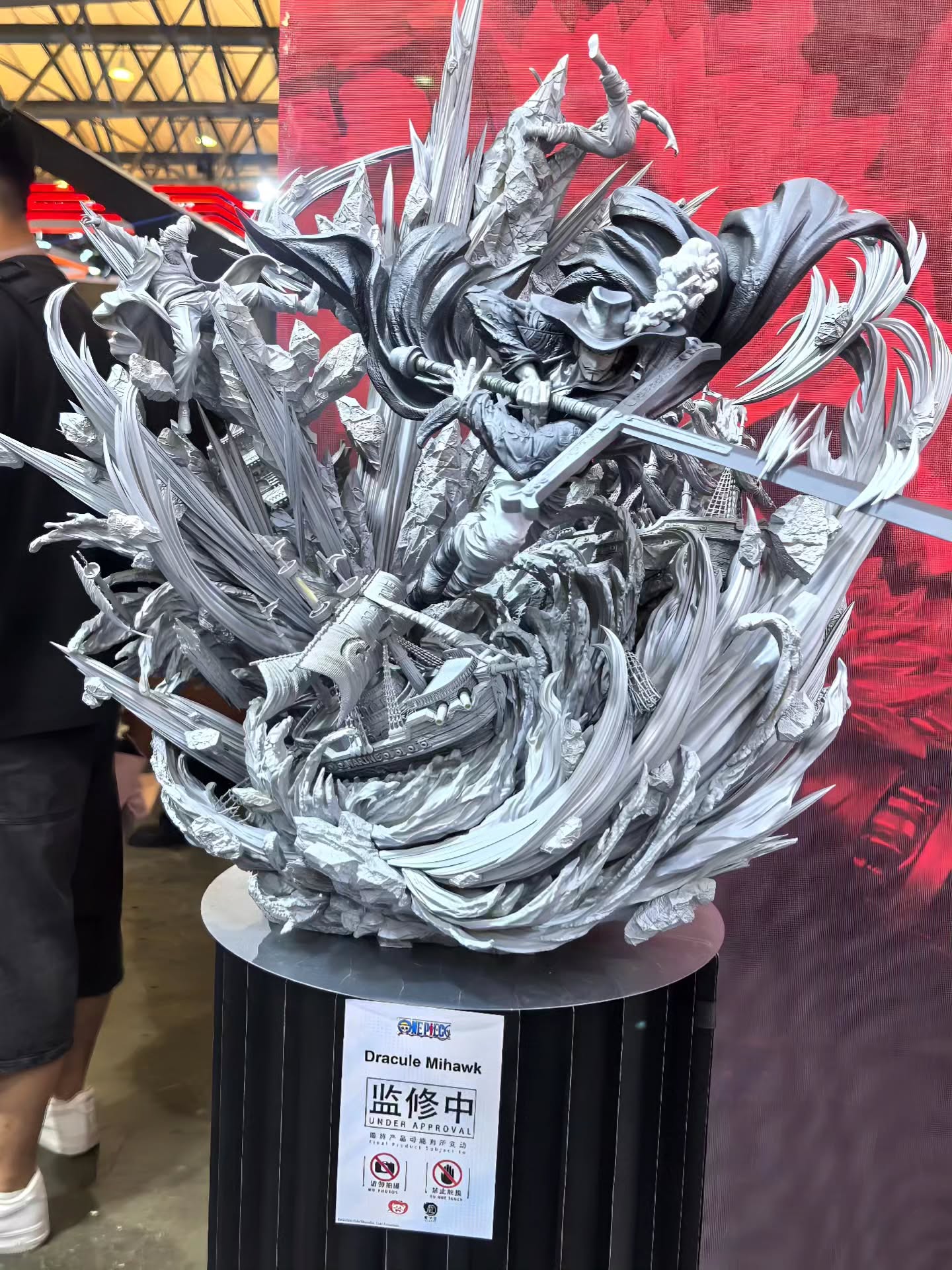 RYU Studio One Piece Dracule Mihawk Resin Statue (Licensed)