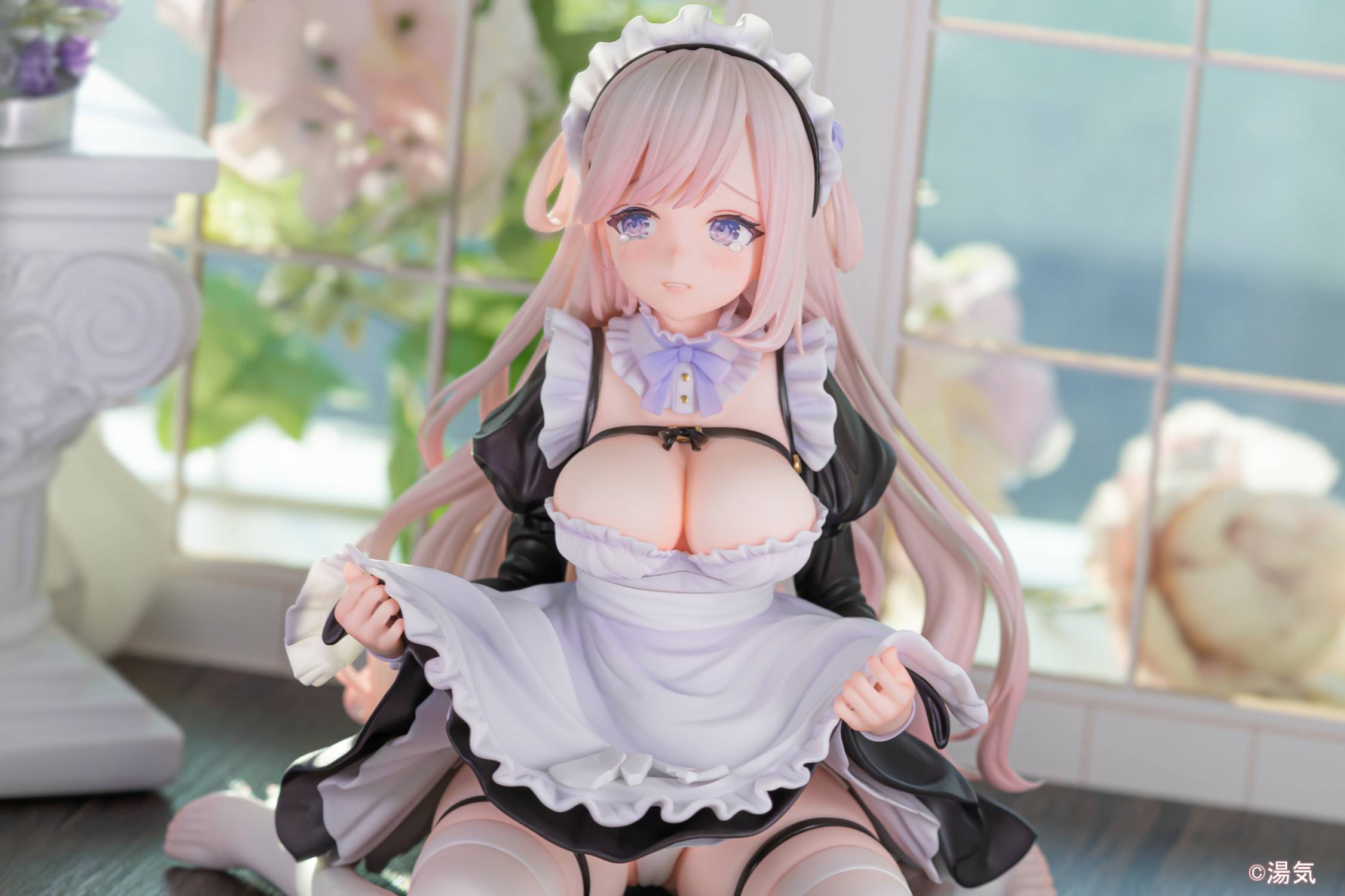 Vibrastar Original Character Clumsy Maid Lily 1/6 Scale Figure, Illustrated by Yuge