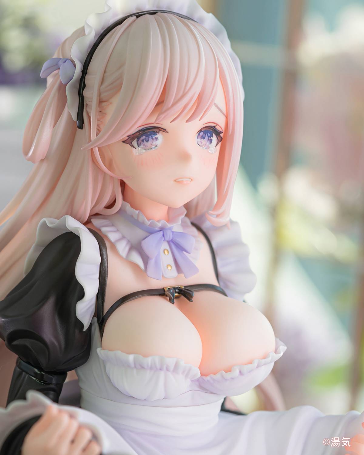 Vibrastar Original Character Clumsy Maid Lily 1/6 Scale Figure, Illustrated by Yuge