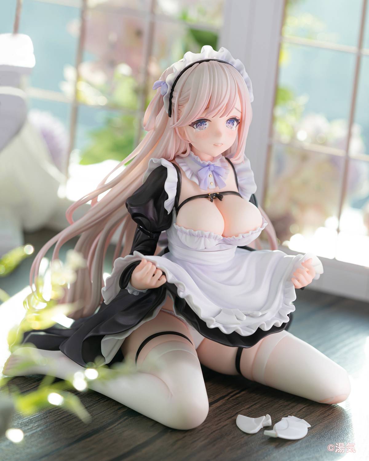 Vibrastar Original Character Clumsy Maid Lily 1/6 Scale Figure, Illustrated by Yuge