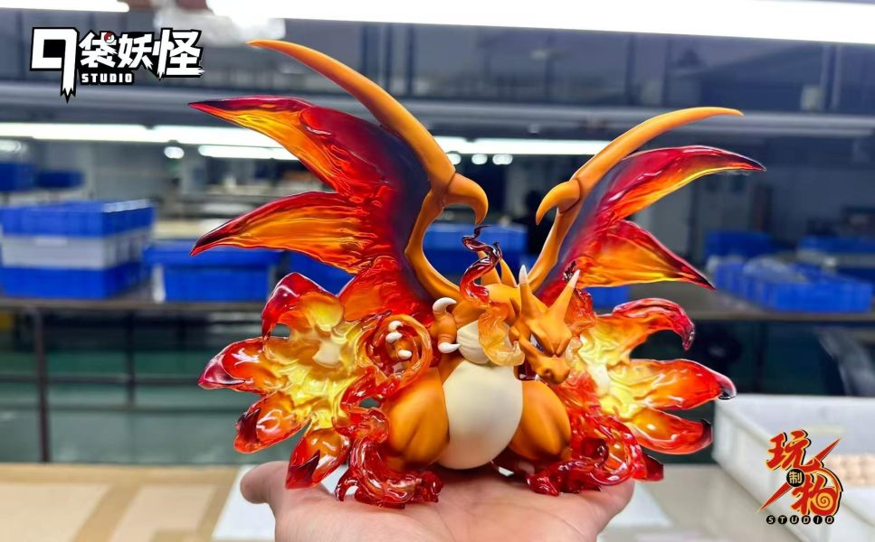 Wan Zhi Wu Studio Pokémon Charizard
