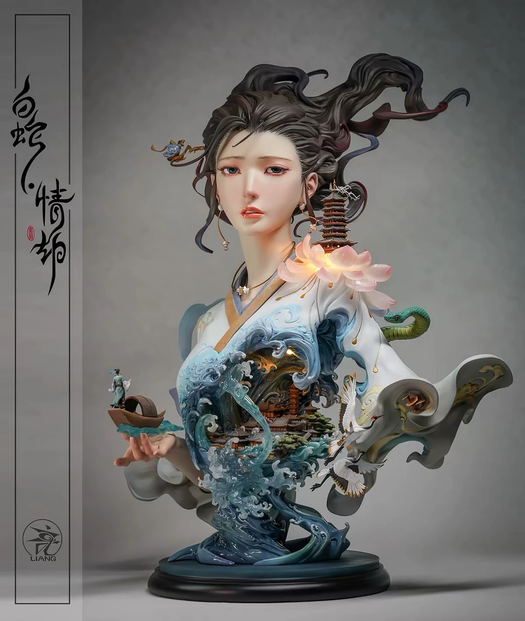 Close view of the White Snake statue